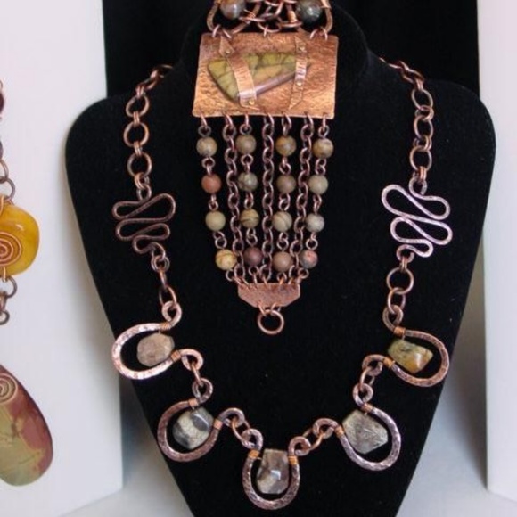 Meet your Posher, Patricia - Picture 2 of 8